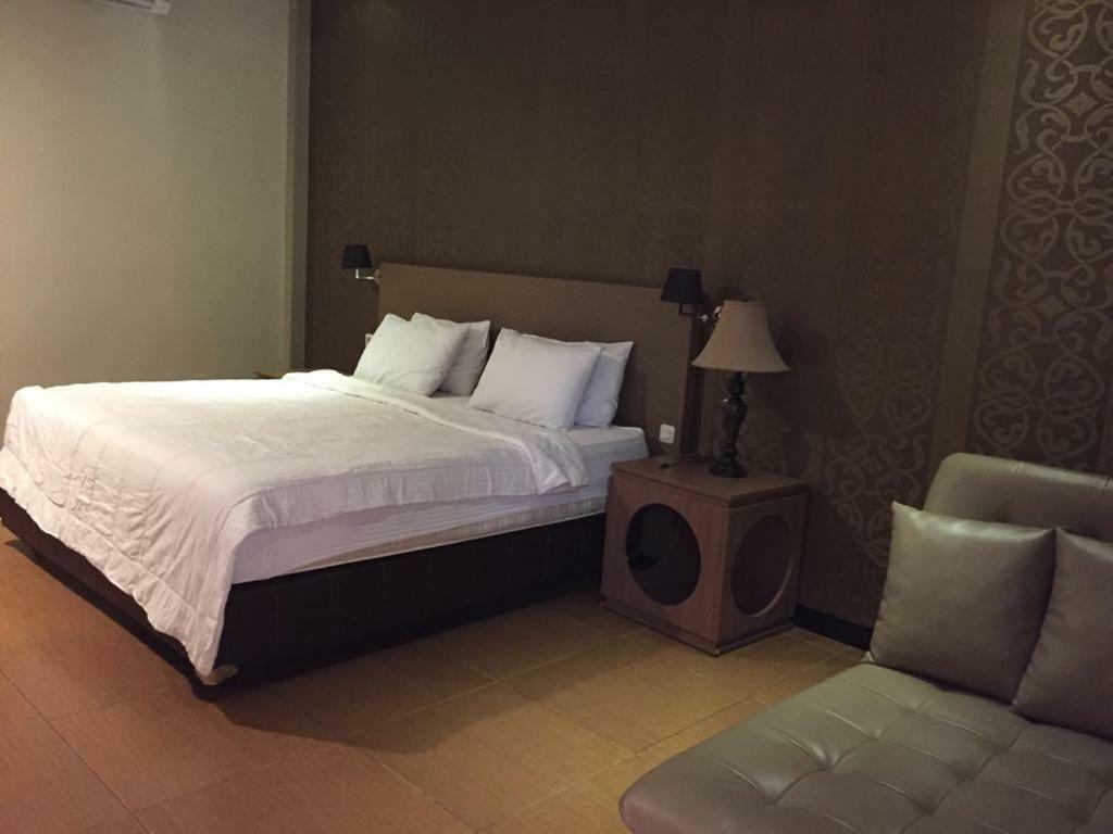 קופנג Narisha Guesthouse מראה חיצוני תמונה